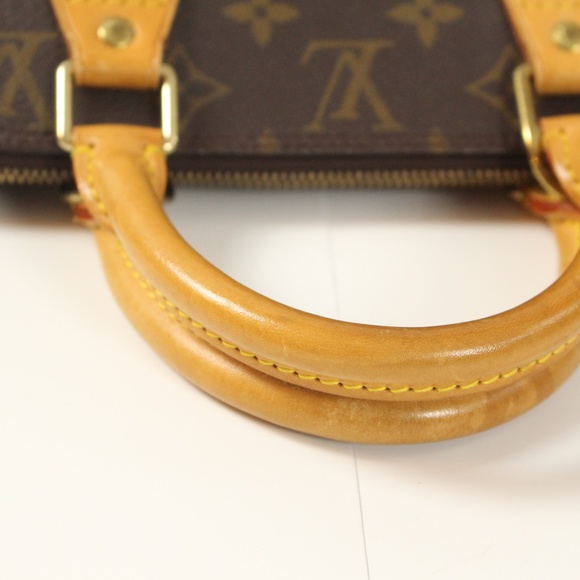 Louis Vuitton Monogram Alma PM - Picture 5 of 9